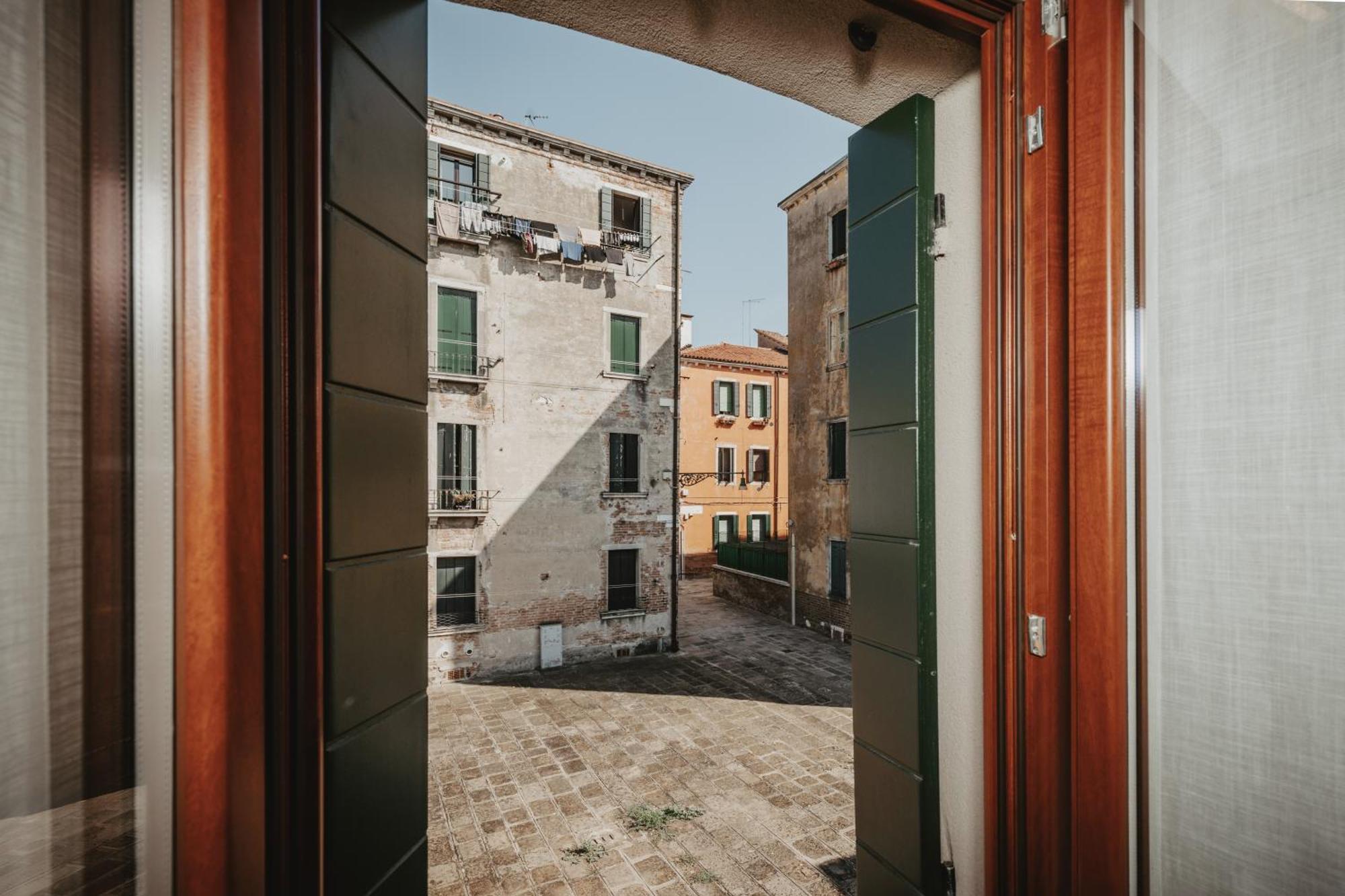 Accogliente Monolocale Veneziano2 Aria Condizionata, Vicino A Campus E Stazione Apartment Exterior foto